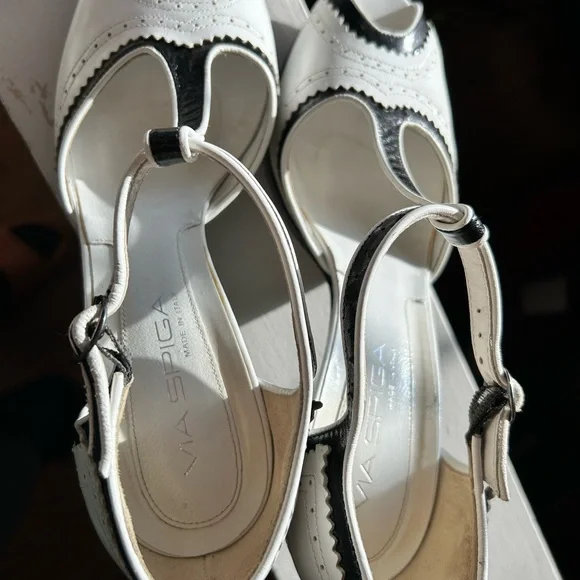 Via Spiga two tone,black and white platform heels. - Picture 6 of 6
